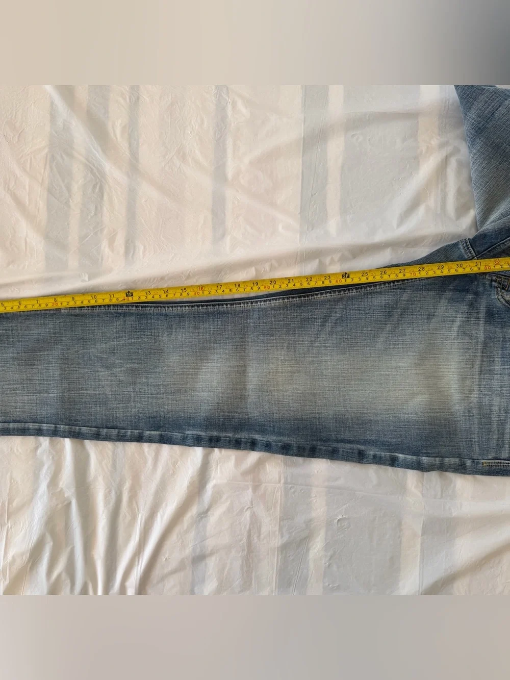 American Eagle Outfitters Faded Light Blue Straight Jeans